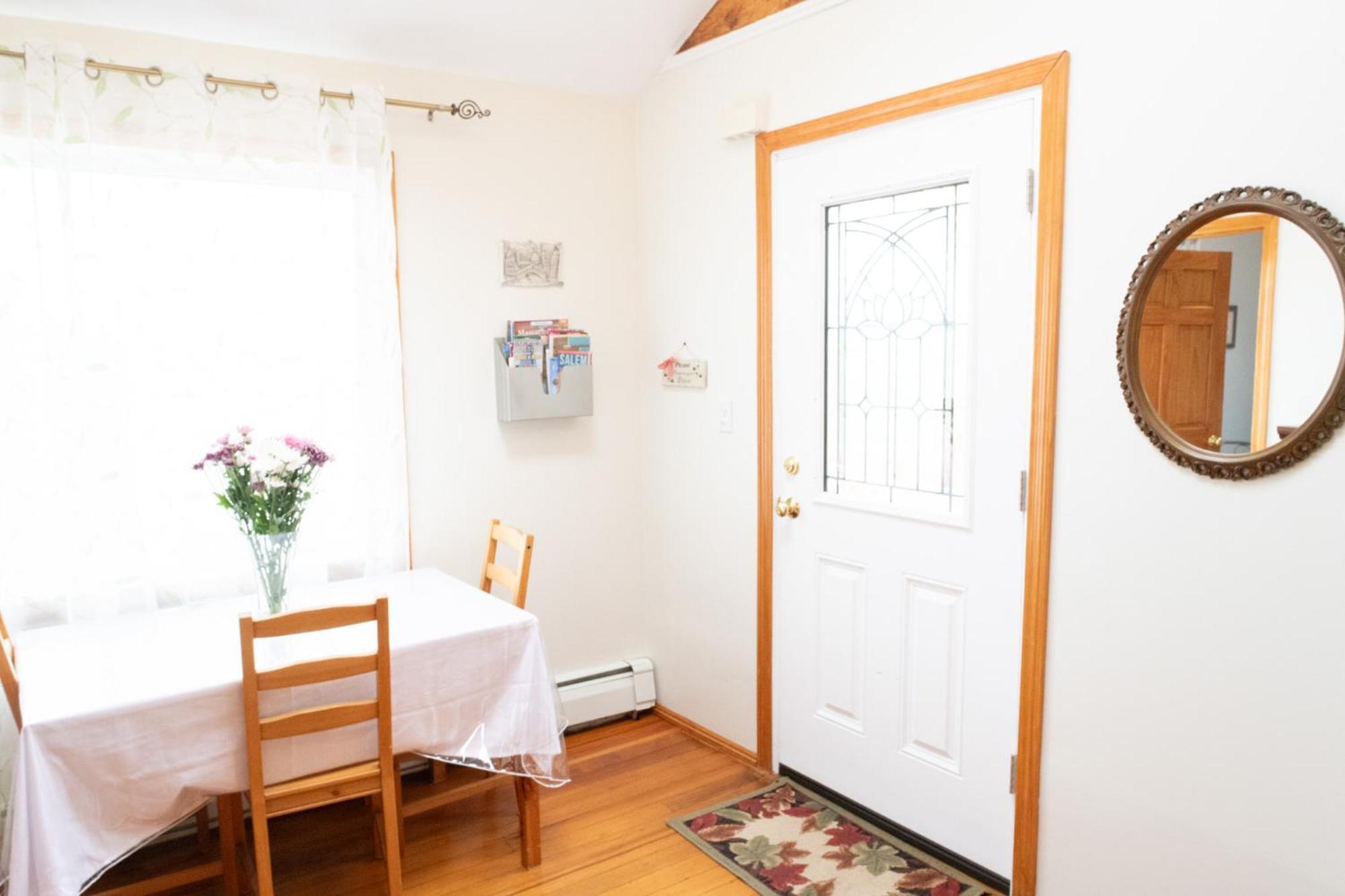Beautiful Apartment-5 Beds-Full Kitchen-Parking-Super Clean! 보스톤 외부 사진